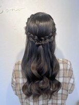 ソノ(sono)&nbsp;ハーフアップ 編み込みヘア デートヘア イベントヘア ライブヘア