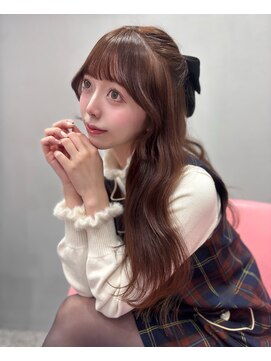 ボタン シブヤ(VOTAN SHIBUYA) ベージュ/韓国ヘア/渋谷/レイヤー/顔まわり/前髪