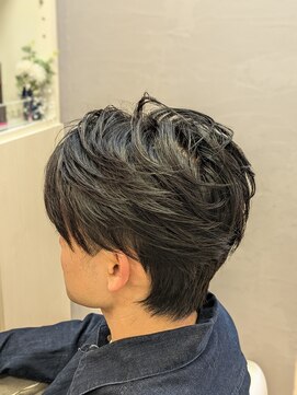 フェザーショートスタイル