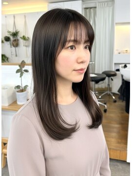 大人レイヤーカット/前髪あり/グレーブラウン/20代30代40代