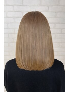 ビス ヘア アンド ビューティー 西新井店(Vis Hair＆Beauty) 20代30代ブリーチカラー×ミルクティーベージュ