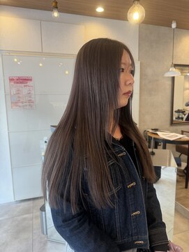 ウタリ(utari) 次に影響しない暗染め【難波 桜川/髪質改善】