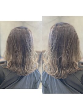 エイダ(EIDA) ■オトナ可愛いエメラルドなミディアムがオススメ☆