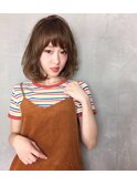 オン眉　マッシュボブ　グラデーションボブ