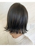【ヒロシ】軽め切りっぱなしボブ