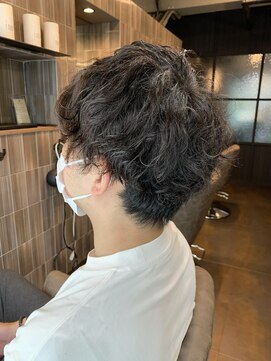 アクアヴィタエ(Aqua vitae) メンズパーマスタイル