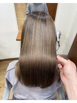 ヘアーパラディ hair paradis&nbsp;極艶グレーベージュ　20代/30代/40代