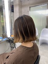 イキ 表参道(iki omotesando)&nbsp;モード/無造作ウェーブ/大人ガーリー[表参道駅]