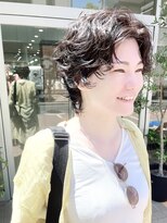 ザレミー(THE REMMY)&nbsp;ショートなマッシュウルフとウェーブパーマ