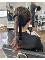 オウン(AUN)&nbsp;タイトポニー