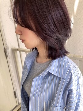 ロカ(roka) くびれ外ハネボブ　ひし形　レイヤーボブ　ラベンダーピンク