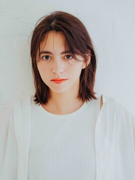 アンディアーモ アオバ(andiamo aoba) 耳掛け切りっぱなしスタイル