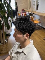 チャンピオン スパイキーショート、ヒロ