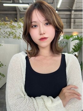 オズ 郡山桑野店(OZ) 黒髪ボブルフネビージュ小顔ワンレン