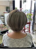 ショートボブ