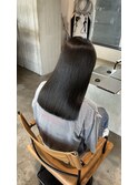 オリーブグレージュ