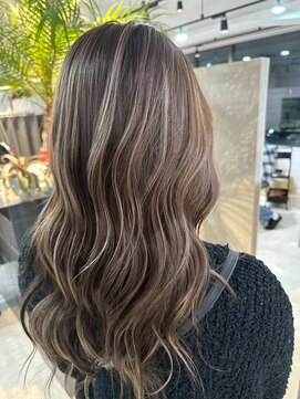 メリー オオサカ(Merly Osaka) ハイライト