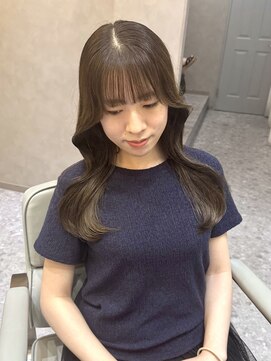 ジーナ 天神(Zina) 韓国ヘア/レイヤーカット/顔周りカット/グレージュカラー