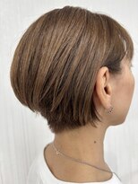 クシー(Xusii) ショートボブ