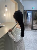 シュヴーブリヤン(cheveux brillants)&nbsp;『美髪縮毛矯正で作る再現性100%な艶髪』黒髪ストレートロング