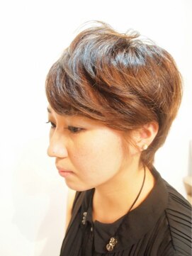 クオリア(QUALIA) アマ×カラショートボブ     ☆【 04-7128-4763】【QUALIA柏】