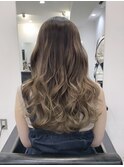 【助川】 ヘルシーベージュのバレイヤージュ