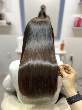 リック(lic) 【吉祥寺lic/近藤】カラーしてないのに毛先の色が落ち着いた！？