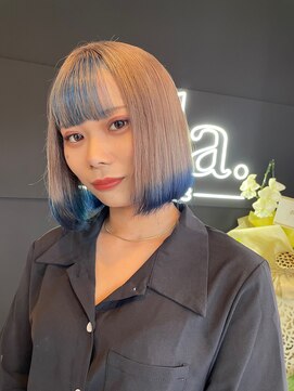 エーラ(Ala) ライトベージュ×ブルー