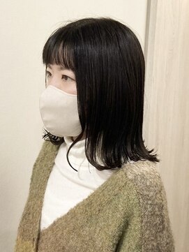 ルピナス(Lupine.) 外ハネ/レイヤーカット/グレージュ