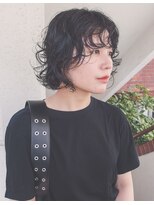 ニイ(nii.) 裾にたまらないボブパーマ