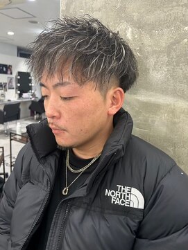 メンズサロン キング 高槻店(Men’s salon K!ng) 波巻きツイストスパイラルパーマ/フェザーパーマ/眉毛/メンズ