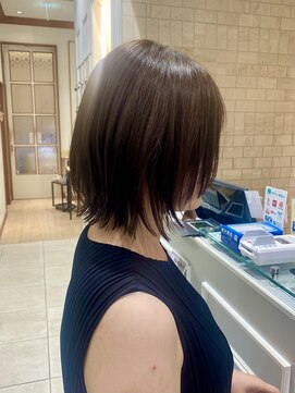 ネオリーブギンザ 銀座店(Neolive GINZA) レイヤーボブ／外ハネボブ／髪質改善カラー／銀座