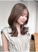 ロングミルクティー韓国ヘア前髪カット顔周りレイヤー_F31009