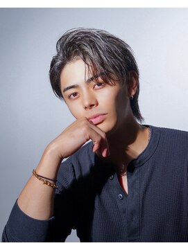 ゴールドシブヤ(GOALD SHIBUYA) 白髪ぼかしハイライトセンターパート