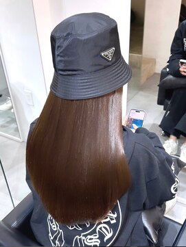 エル バイ アンキシム(elu by AHNKISM) 韓国風レイヤーカット顔まわりくびれワンホンヘア心斎橋