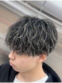 渋谷ハイライトカラーメンズマッシュウルフセンターパートカット