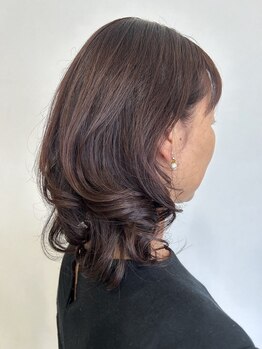 ルポ(REPOS)の写真/【大和駅1分】40代からの白髪悩みに。髪と頭皮に優しいカラー×マンツーマン施術で艶やかな大人髪へ♪