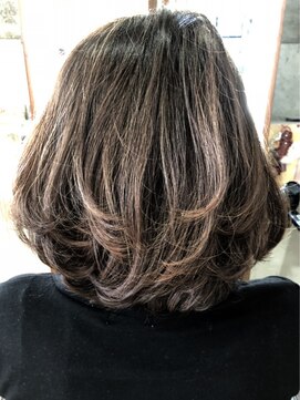 マニス(manis) 大人可愛いアッシュベージュ◎バレイヤージュ×パーマスタイル