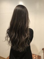 グリーン(green) 【green.h.r】アッシュグレージュのグラデーションカラー