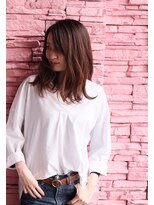 ソーホー ニューヨーク シズオカ(SOHO newyork SHIZUOKA)&nbsp;ナチュラルなフェミニンゆるヘアー