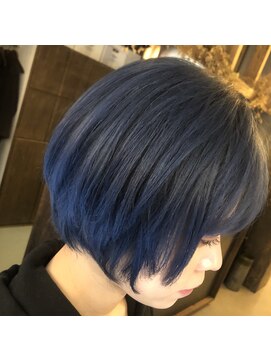 オンザ(ONTHE) ダークトーンブルージュショート【林京平】