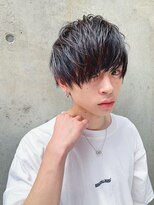 マッシュウルフ ショートレイヤー 1分スタイリング 束感ショート