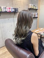 セプトヘア(sept hair)&nbsp;バレイヤージュカラー　グレー系
