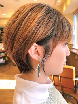 アマトウキョウ 表参道(AMA TOKYO) ［岩井style］20代30代40代耳掛けショートヘア