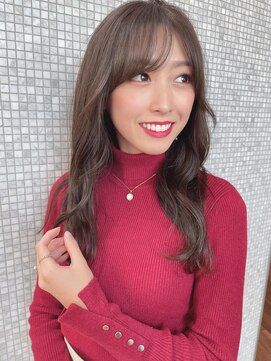 ティア(Tia.) ミディアム/グレージュ/韓国風/髪質改善トリートメント/縮毛矯正