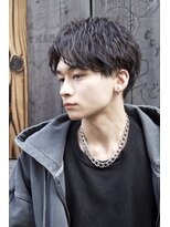 ユーフォリア 渋谷グランデ(Euphoria SHIBUYA GRANDE)&nbsp;韓国ヘアカルマパーマカルマバングセンターパート黒髪