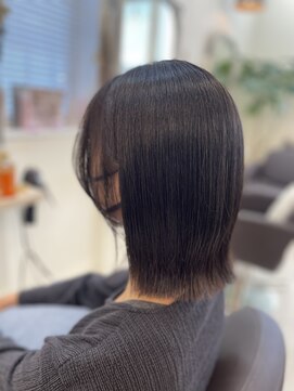 アオカマクラ(a-o Kamakura) 肩上外はねスタイル