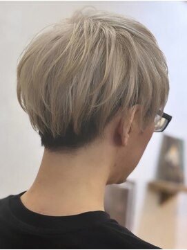 ワンエイティーディグリース 中目黒(180°One Eighty Degrees.) メンズブリーチ/ブリーチカラー/ミルクティーベージュ