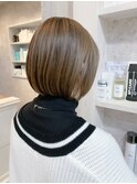 福山市美容室Caary人気 可愛いハイトーンなミニボブ