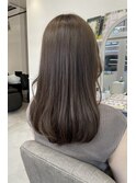 10代20代30代ナチュラル透明感カラー×大人可愛い内巻きロング